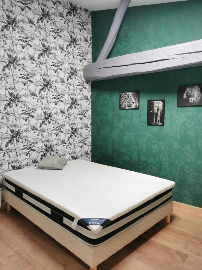 Maisondeville_Le_Cent_Un Angoulême Buitenkant foto