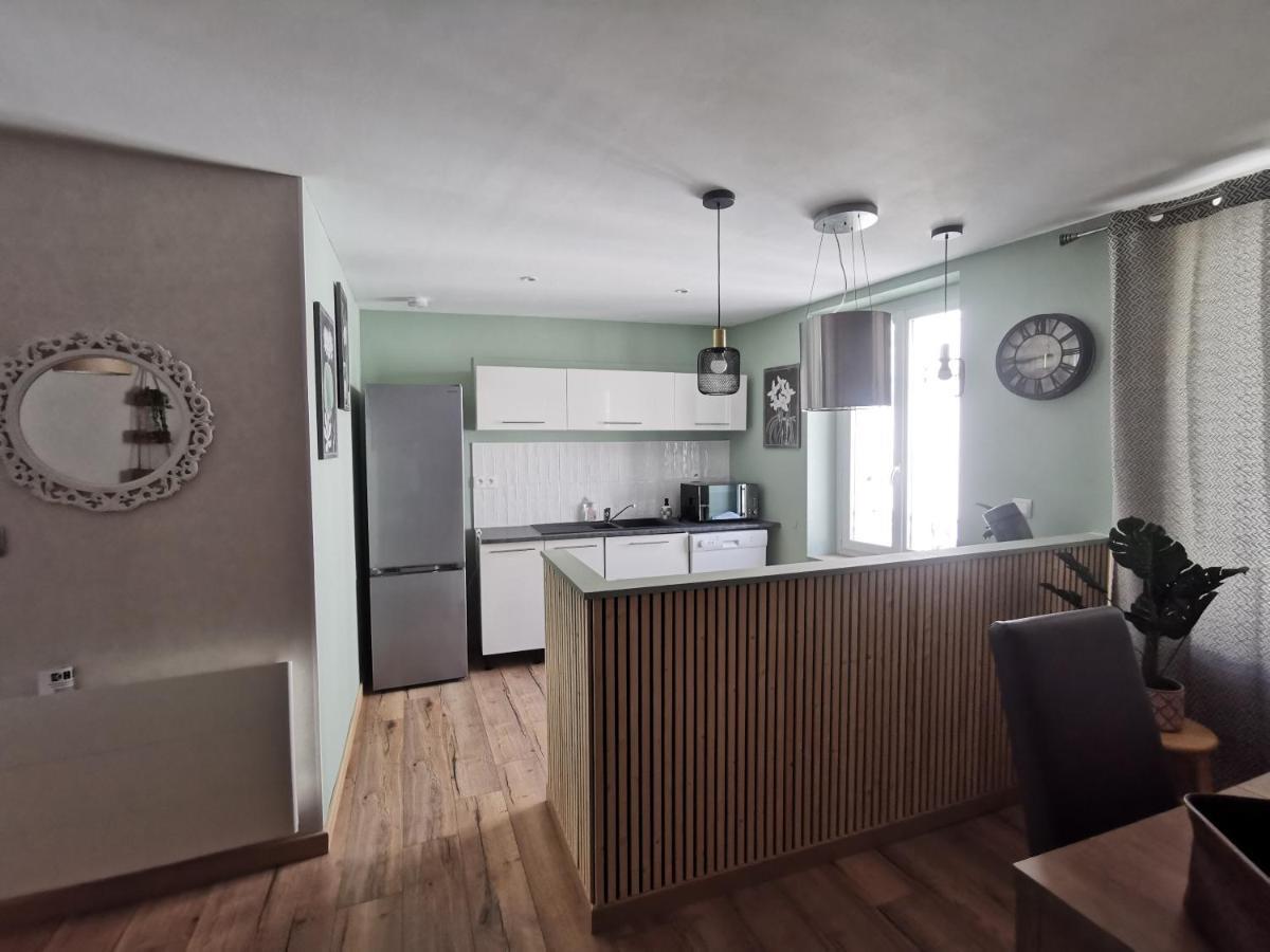 Maisondeville_Le_Cent_Un Angoulême Buitenkant foto