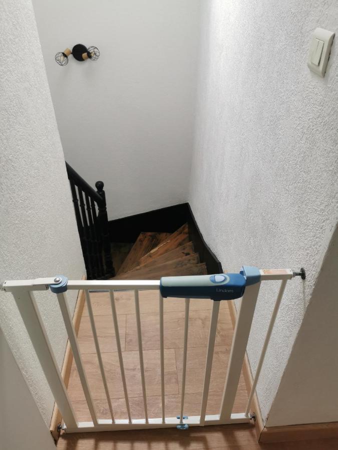 Maisondeville_Le_Cent_Un Angoulême Buitenkant foto
