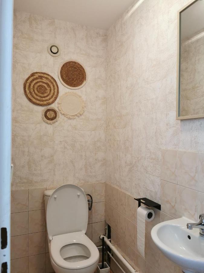 Maisondeville_Le_Cent_Un Angoulême Buitenkant foto